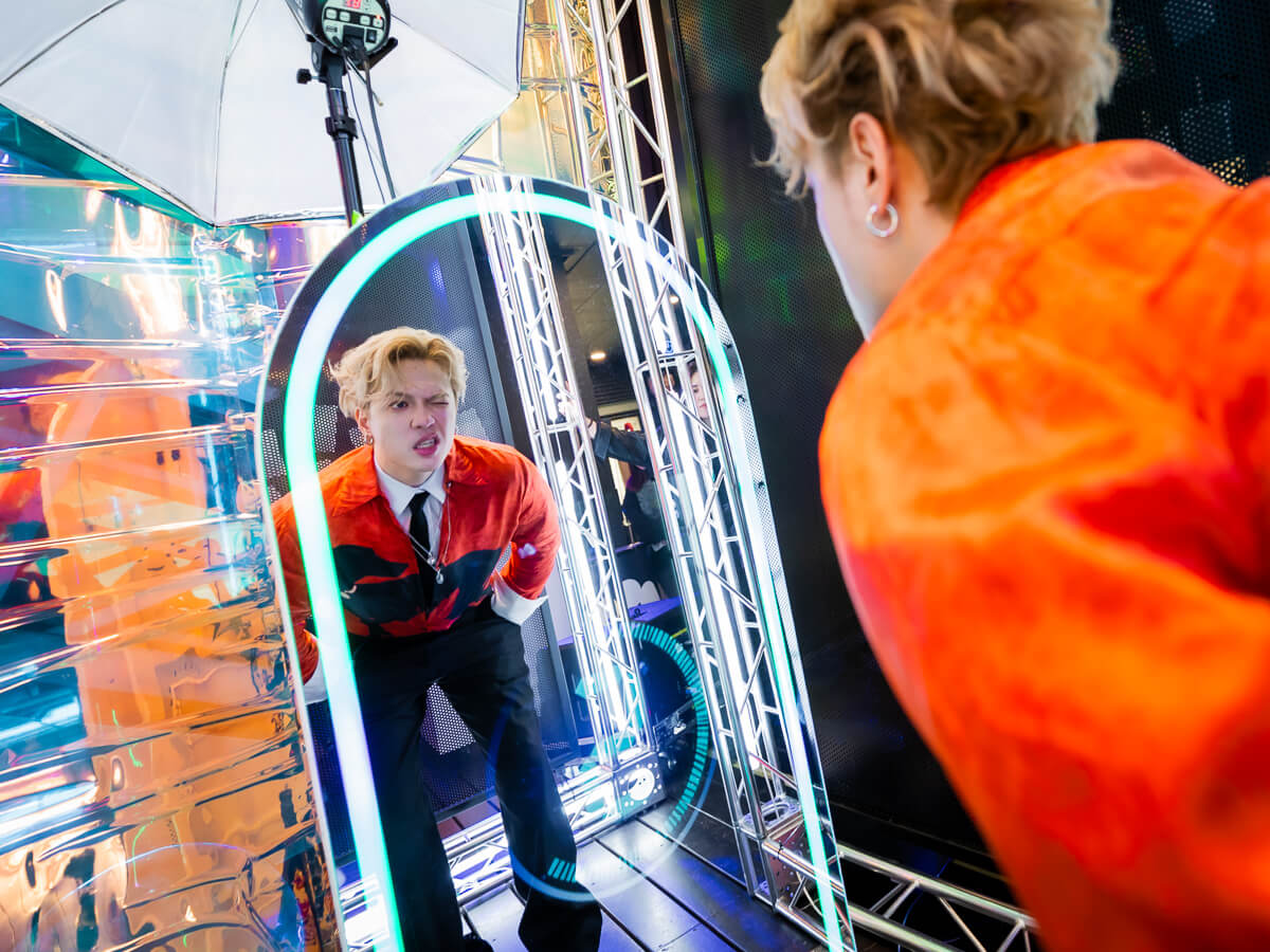 J.Sheon體驗GAMA飛炫拍貼機，以最愛遊戲「CSO絕對武力」與GAMA 30限定主題相框拍出潮流帥照